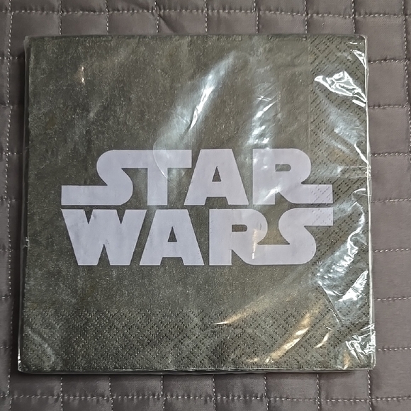 Star Wars Gray Party Napkins - Picture 1 of 2